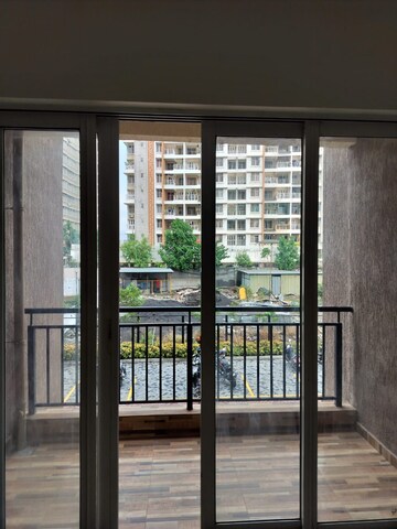 Room in 2 BHK Apartment at Kolte Patil Life Republic, Hinjewadi – for Rent