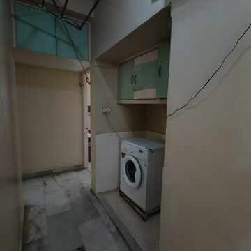 Bathroom in 3 BHK Apartment at Chashm e Shahi, Koregaon Park – for Rent