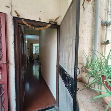 Building Lobby in 3 BHK Apartment at Chashm e Shahi, Koregaon Park – for Rent