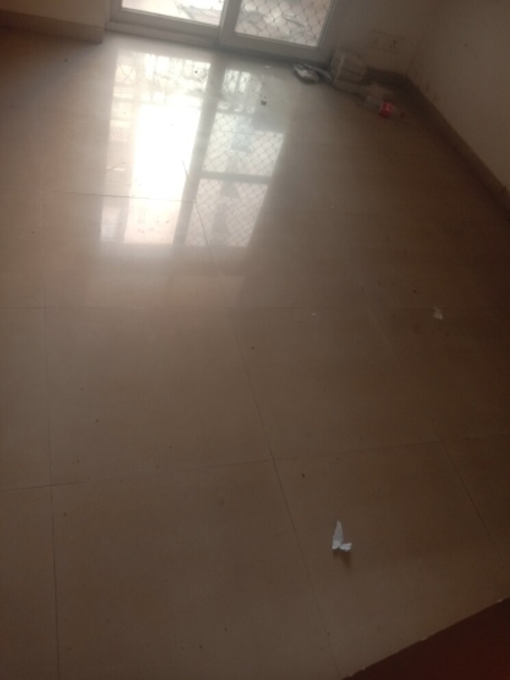 Room, mahagun-mywoods 2 Bedroom 960 Sq.Ft. Apartment In Sector 16c Greater Noida Greater Noida 8768683