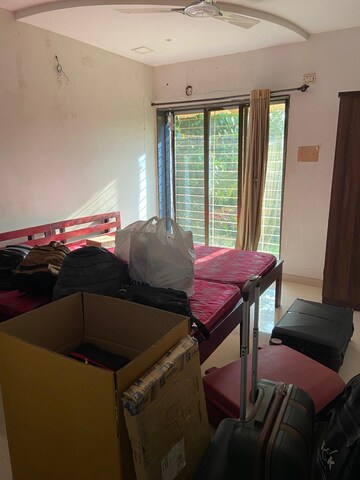 Bedroom in 3 BHK Apartment at Vashi Sector 6 – for Rent