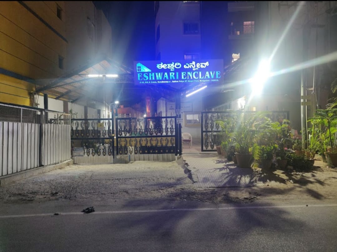 2 BHK + Pooja Room Apartment For Sale in Eshwari Bliss