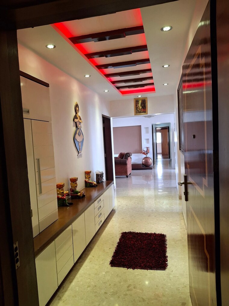 Kitchen, magarpatta-laburnum-park 4 Bedroom 2400 Sq.Ft. Apartment In Hadapsar Pune 8768721