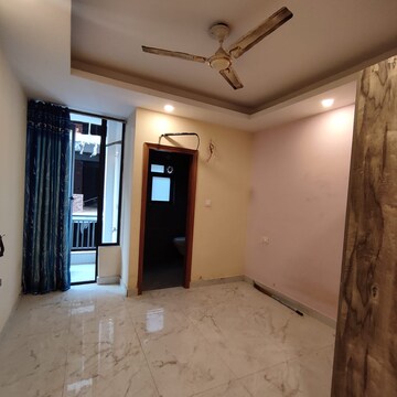 Bedroom in 2 BHK Builder Floor at Chattarpur – for Rent