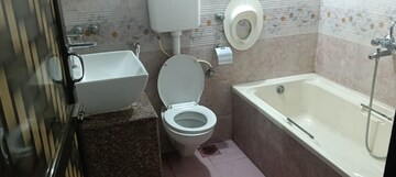 Bathroom in 1.5 BHK Apartment at Kopar Khairane – for Rent