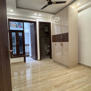 Room in 2 BHK Builder Floor at Chattarpur – for Rent