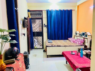Room in 1 BHK Builder Floor at Dream Homes Sahibabad, Shyam Park Extension – for Sale