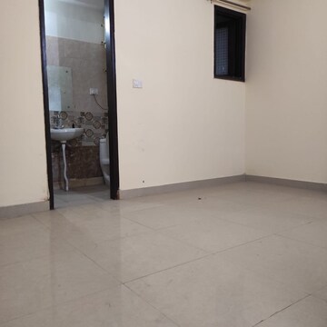 Room in 1 BHK Builder Floor at Chattarpur – for Rent