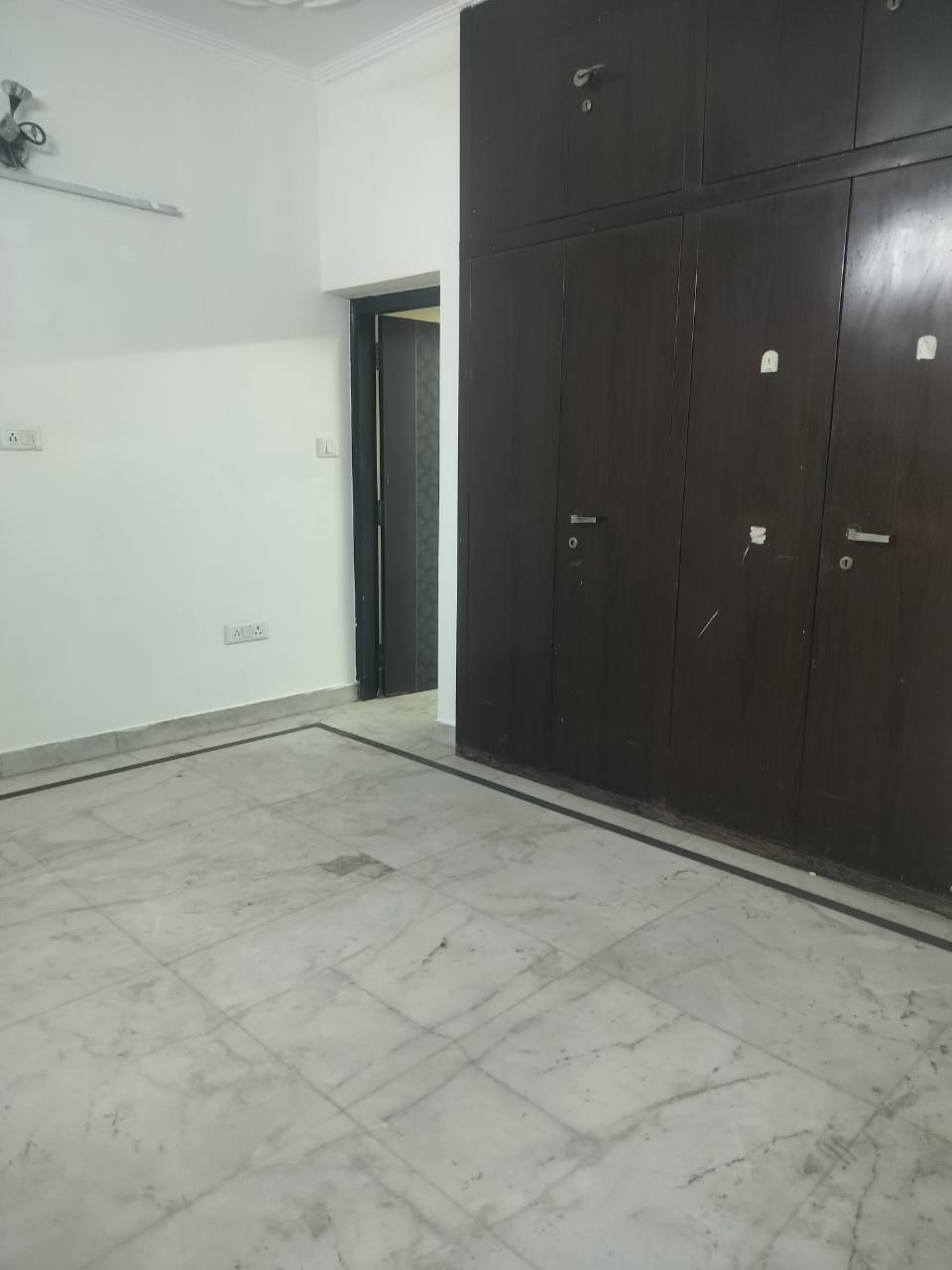 2 BHK + Pooja Room 1250 Sq.Ft. Builder Floor in RWA Apartments Sector 30