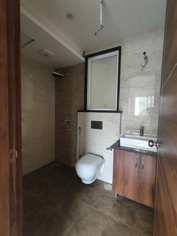 Bathroom, m3m-golf-hills 3 Bedroom 2260 Sq.Ft. Apartment In Sector 79 Gurgaon 8768840