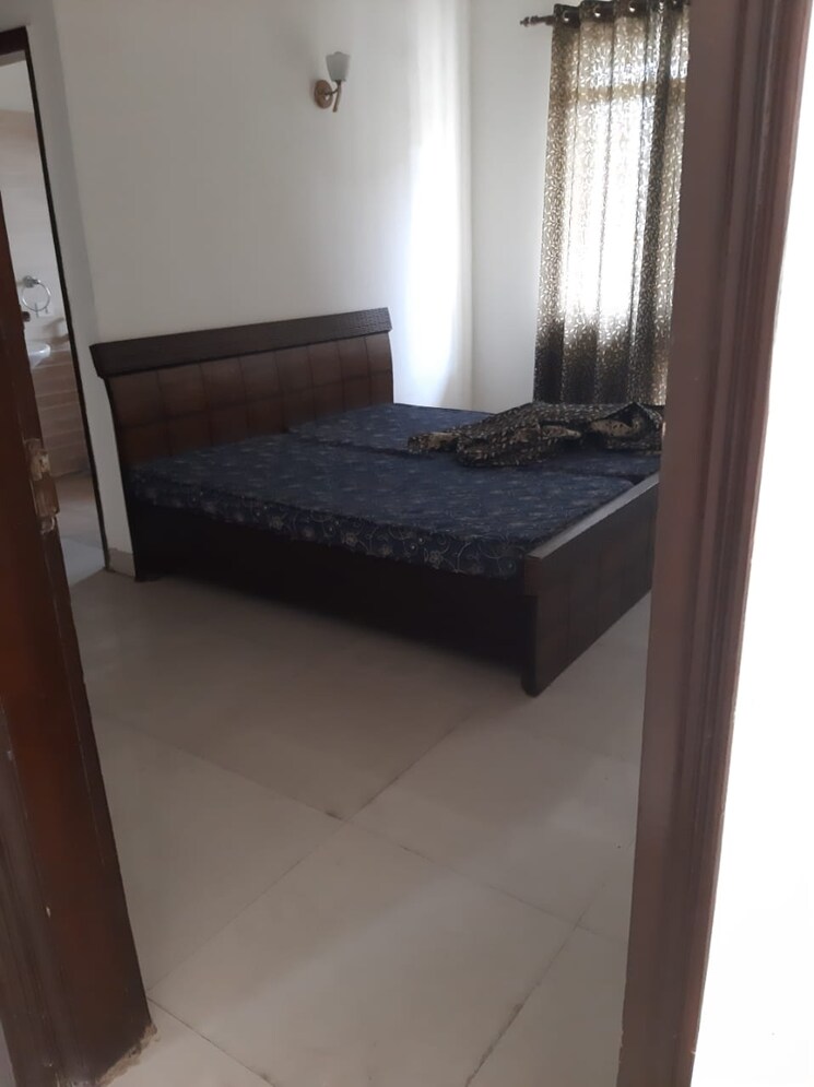 Bathroom, omaxe-nri-city-plots 5 Bedroom 300 Sq.Ft. Villa In Omega Ii Greater Noida Greater Noida 8768881