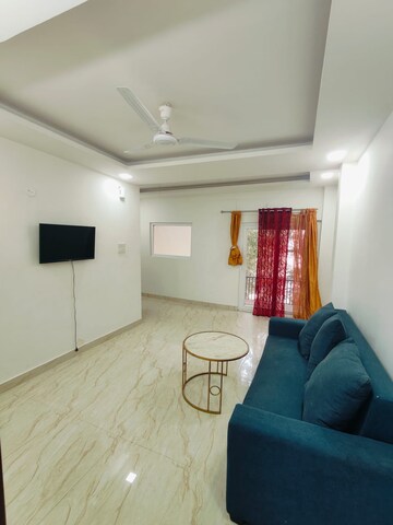 Bedroom in 1 BHK Builder Floor at Sushant Lok I – for Rent