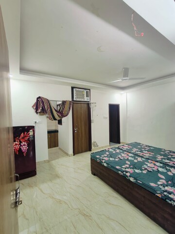 Bedroom in 1 BHK Builder Floor at Sushant Lok I – for Rent