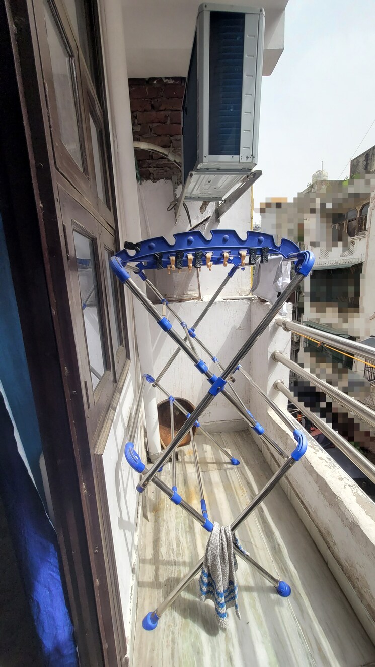 Balcony, dilshad colony 2 Bedroom 700 Sq.Ft. Builder Floor In Dilshad Colony Delhi 8768933