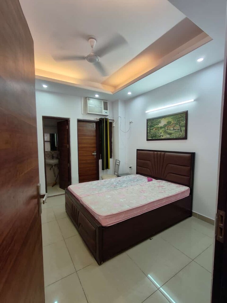 Bedroom, sushant lok i 1 Bedroom 550 Sq.Ft. Builder Floor In Sushant Lok I Gurgaon 8768922