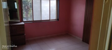 Room in 2 BHK Apartment at Pipeline Road – for Rent