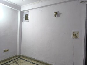 Living Room in 1 BHK Builder Floor at Dilshad Colony – for Sale