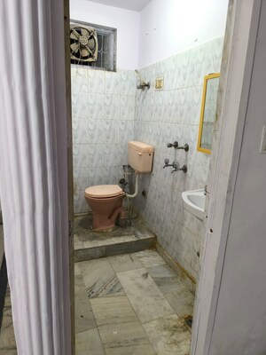 Bathroom in 1 BHK Builder Floor at Dilshad Colony – for Sale