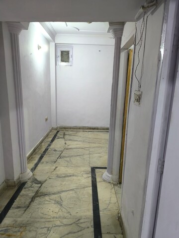 Building Lobby in 1 BHK Builder Floor at Dilshad Colony – for Sale