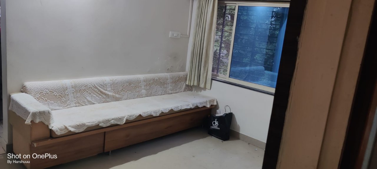 2 BHK Apartment For Rent in Meera Court Apartment 