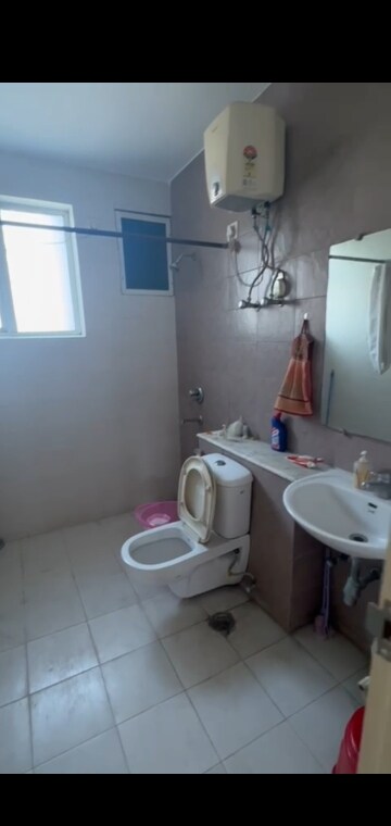 Bathroom in 3 BHK Apartment at Unitech Heights, Rajarhat New Town – for Rent
