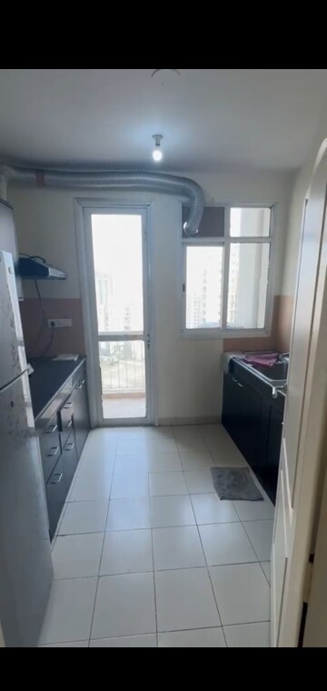 Kitchen in 3 BHK Apartment at Unitech Heights, Rajarhat New Town – for Rent