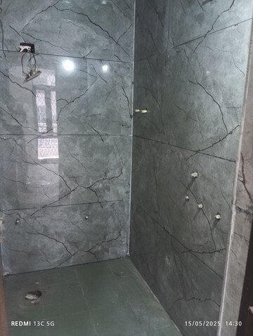 Bathroom in 1 BHK Builder Floor at Shalimar Garden – for Rent