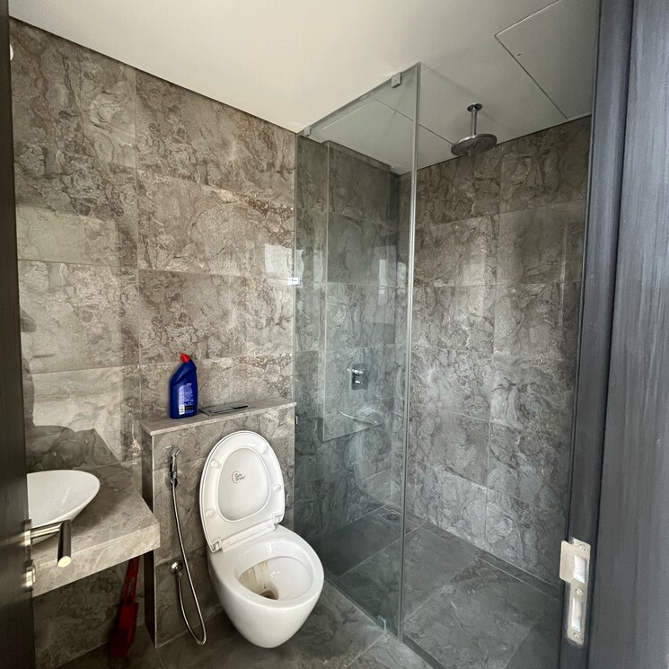 Bathroom, oberoi-sky-city 4 Bedroom 1397 Sq.Ft. Apartment In Khande Rao Dongari Mumbai 8769036