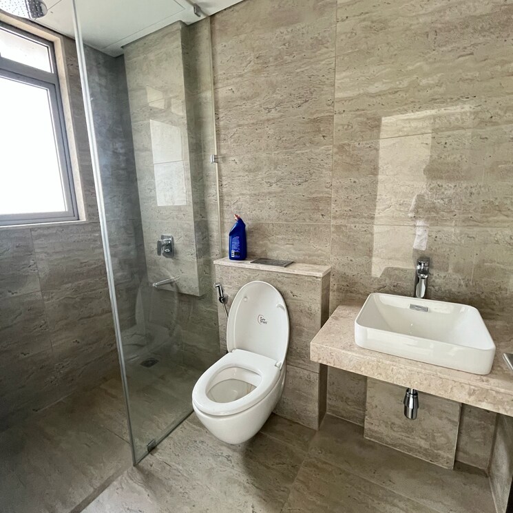 Bathroom, oberoi-sky-city 4 Bedroom 1397 Sq.Ft. Apartment In Khande Rao Dongari Mumbai 8769036