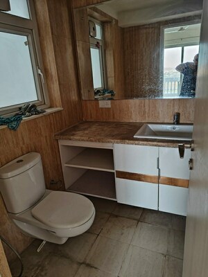 Bathroom in 3 BHK Apartment at DLF The Skycourt, Sector 86 – for Sale