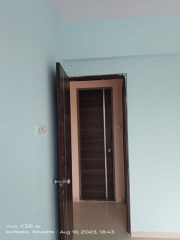 Furnished Amenities in 2 BHK Apartment at Airoli Sector 8a – for Rent