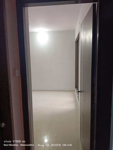 Room in 2 BHK Apartment at Airoli Sector 8a – for Rent