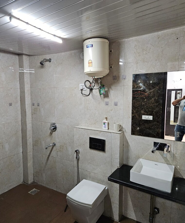 Master Bedroom, ambience-island-lagoon 3 Bedroom 2614 Sq.Ft. Apartment In Sector 24 Gurgaon 8769044