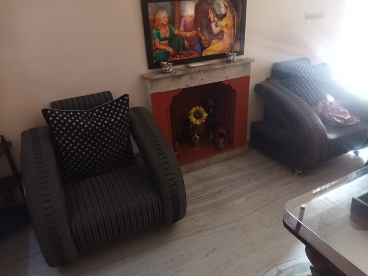 Living Room, tonk road 6 Bedroom 215 Sq.Yd. Independent House In Tonk Road Jaipur 8769066