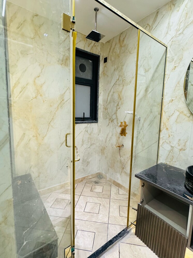 Bathroom, ss-mayfield-gardens 4 Bedroom 502 Sq.Yd. Builder Floor In Sector 51 Gurgaon 8769091