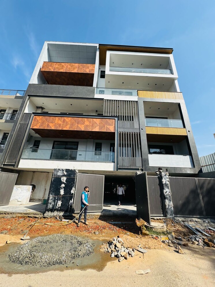 Exterior View, ss-mayfield-gardens 4 Bedroom 502 Sq.Yd. Builder Floor In Sector 51 Gurgaon 8769091