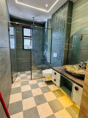 Attached Bathroom in 4 BHK Builder Floor at SS Mayfield Gardens, Sector 51 – for Sale