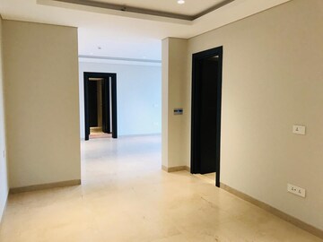 Room in 3.5 BHK Apartment at Panchshil Towers, Kharadi – for Rent