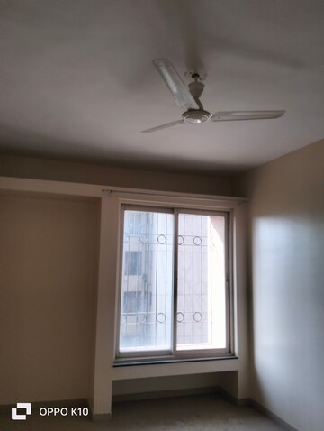 Room in 2 BHK Apartment at Sankla Gemini Park Avenue, Kondhwa – for Sale