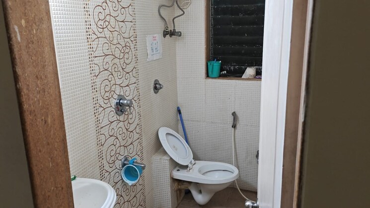 Bathroom, prime-pride-heights 4 Bedroom 1420 Sq.Ft. Apartment In Andheri West Mumbai 8769072
