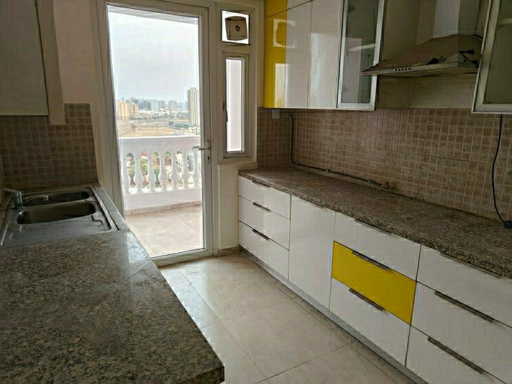 Kitchen, dlf-the-skycourt 3 Bedroom 1931 Sq.Ft. Apartment In Sector 86 Gurgaon 8769089