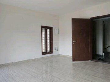 Room in 4 BHK Builder Floor at Hbr Layout – for Sale
