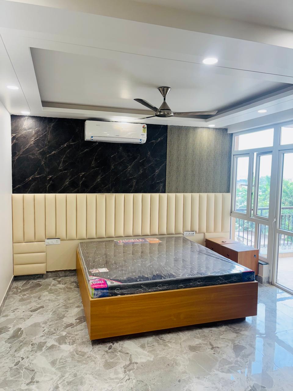 3 BHK + Pooja Room,Servant Room Apartment For Sale in Parklands