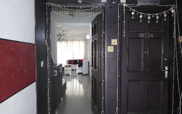 2 BHK Apartment For Rent in Logix Park, Sector 16