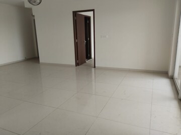 2 BHK Apartment For Rent in Suncity Avenue 102, Sector 102