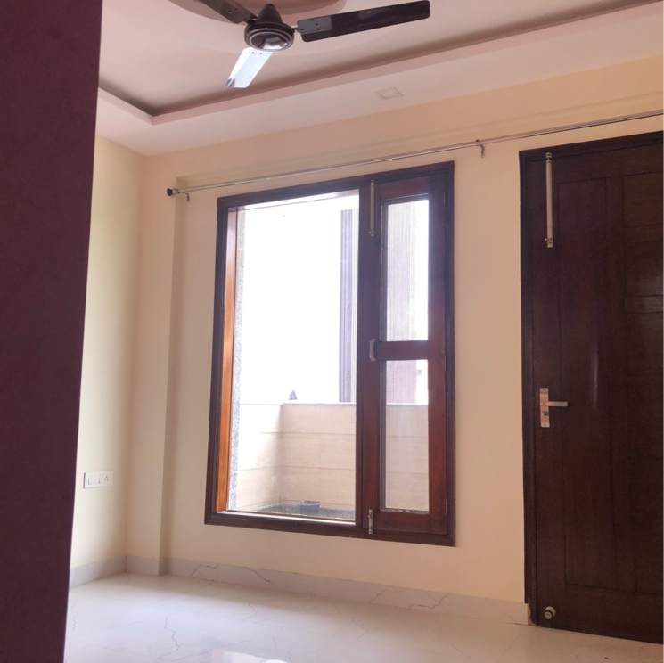 Room, sector 23 3.5 Bedroom 1700 Sq.Ft. Builder Floor In Sector 23 Gurgaon 8769144