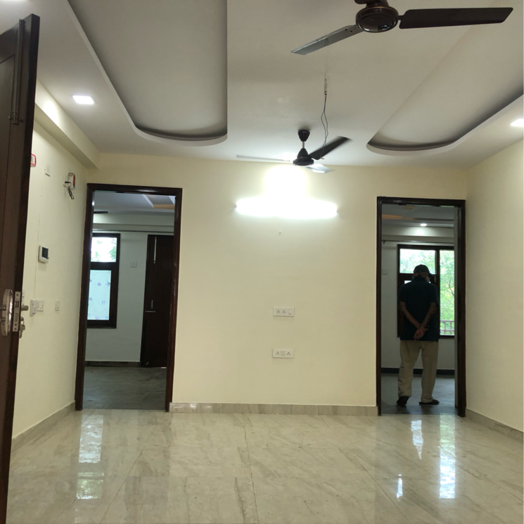 Room, sector 23 3.5 Bedroom 1700 Sq.Ft. Builder Floor In Sector 23 Gurgaon 8769144