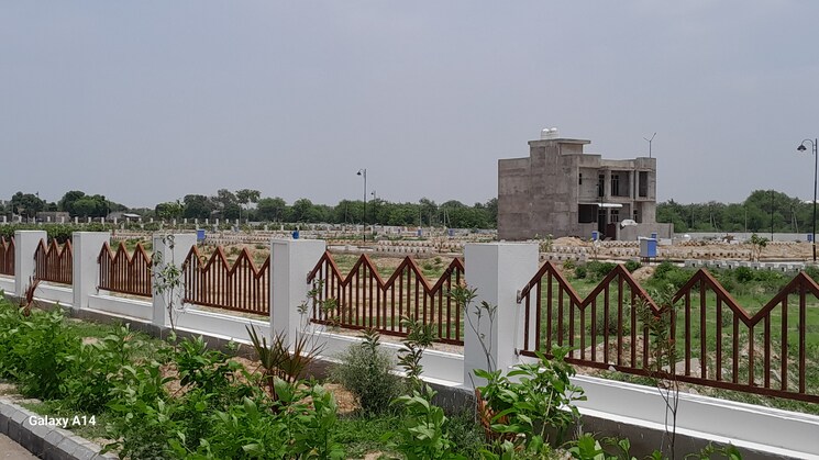 Garden, tonk road  152 Sq.Yd. Plot In Tonk Road Jaipur 8769204