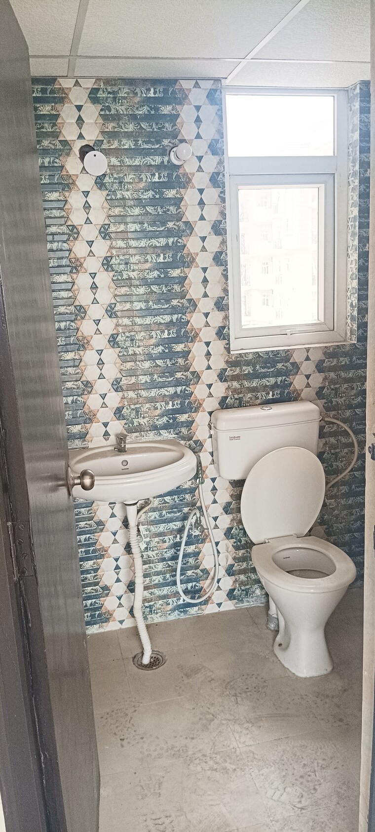 Bathroom, sector 36 2.5 Bedroom 645 Sq.Ft. Apartment In Sector 36 Gurgaon 8769145