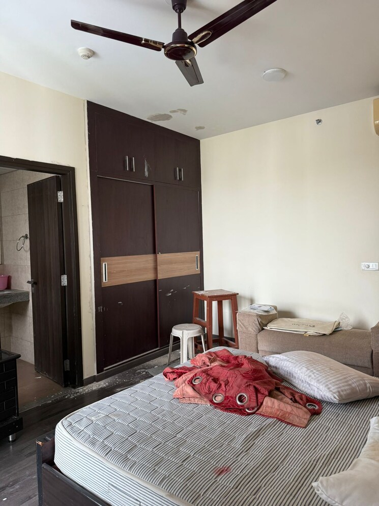 Bedroom, tata-primanti-phase-2 3 Bedroom 2550 Sq.Ft. Apartment In Sector 72 Gurgaon 8769141